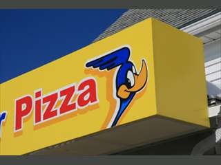 Road Runner Pizza - Awnings - 1